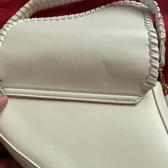 ⛄️ White Leather type! Nice condition! ⛄️ - Picture 12 of 12